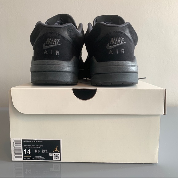 Jordan Stadium 90 Men's Shoes 'Black/Anthracite' size 14 men - Picture 4 of 8